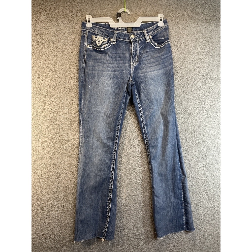 Love Indigo Capri Jeans Women sz 10 Blue Denim Cross Embroidered Bling Contrast